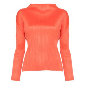 Tops Pleats Please