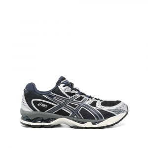 Trainers Asics