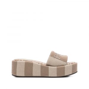 Flip Flops & Slides Fendi