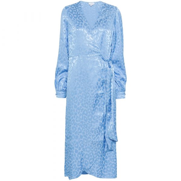 Dresses Never Fully Dressed