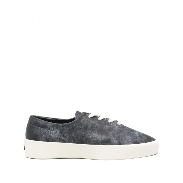 Trainers Fear Of God
