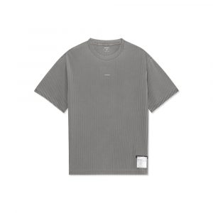 Performance Tops Satisfy