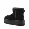 Stivali Classic Mini con plateau in pelle scamosciata. — изображение 3