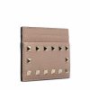 Portacarte Rockstud in vitello granato. — изображение 3
