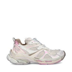 Sneakers realizzate in poliuretano.
