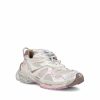 Sneakers realizzate in poliuretano. — изображение 2