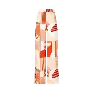 Pantaloni realizzati in seta.