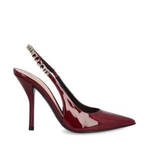 Décolleté realizzate in pelle verniciata.