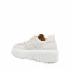 Sneakers realizzate in pelle. — изображение 3
