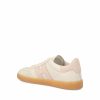 Sneakers realizzate in pelle liscia e scamosciata. — изображение 3