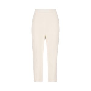 Pantaloni realizzati in seta.