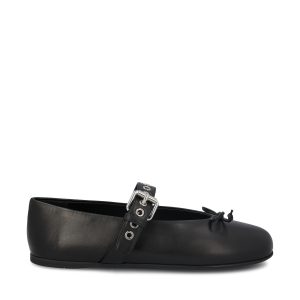 Ballerine realizzate in pelle.