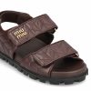 Sandali realizzati in pelle di agnello. — изображение 4