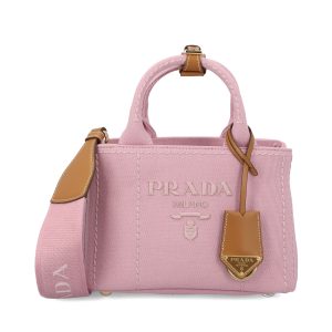 Borsa realizzata in canapa.