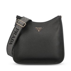 Borsa realizzata in pelle di vitello.