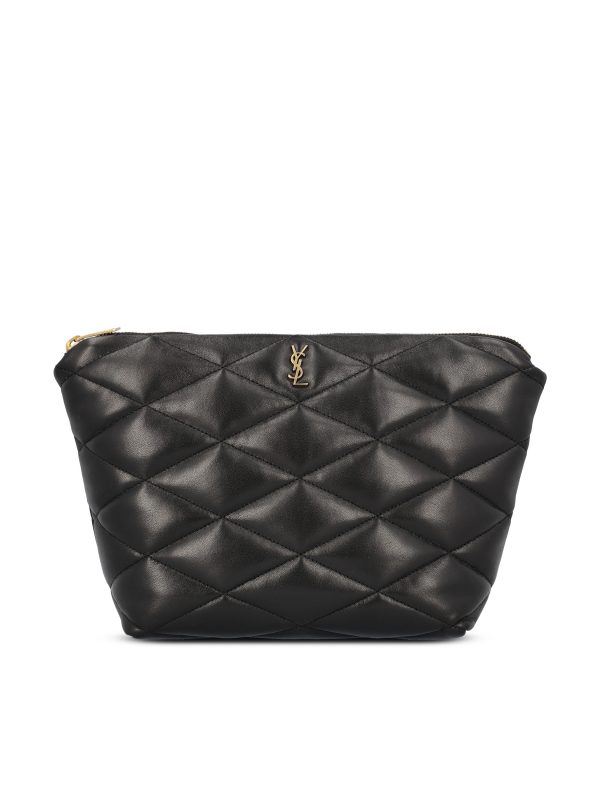 Trousse realizzata in pelle.