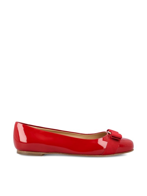 Ballerina Varina in pelle verniciata