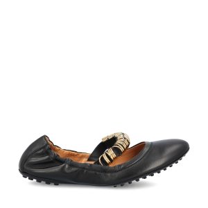 Ballerine realizzate in pelle.
