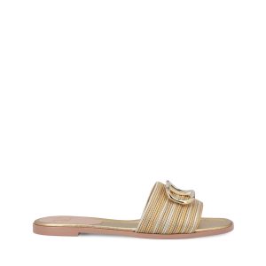 Sandali realizzati in nappa laminata.