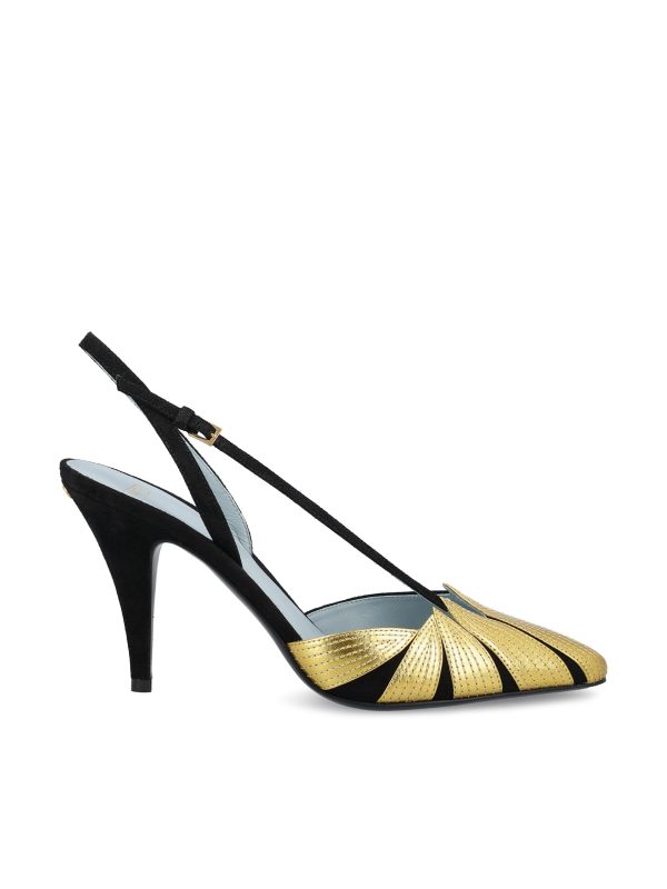 Slingback realizzate in camoscio.