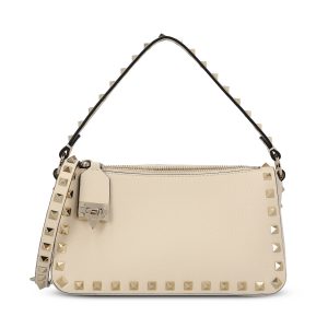 Borsa realizzata in pelle.