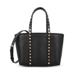 Borsa realizzata in pelle.