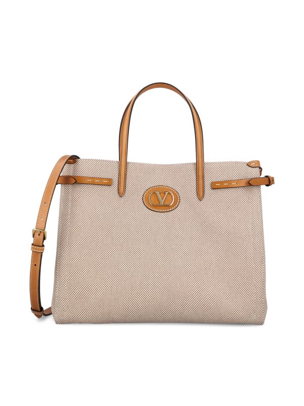Borsa realizzata in canvas.
