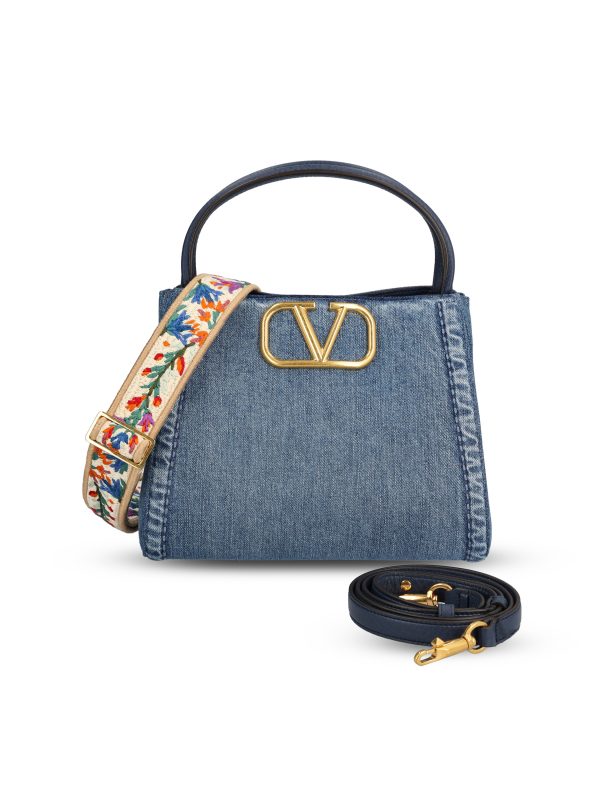 Borsa a mano realizzata in denim