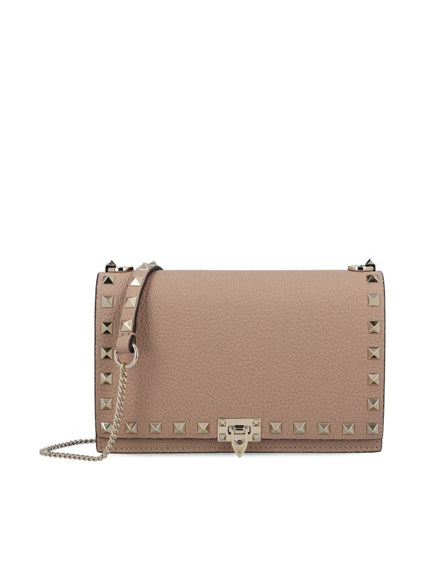 Borsa realizzata in pelle.