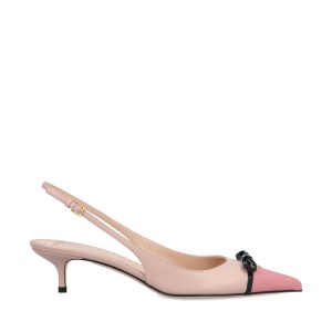 Slingback realizzate in pelle liscia