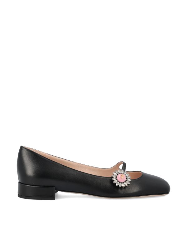 Ballerina Mary-Jane Preshoes in capretto con bottone gioiello.