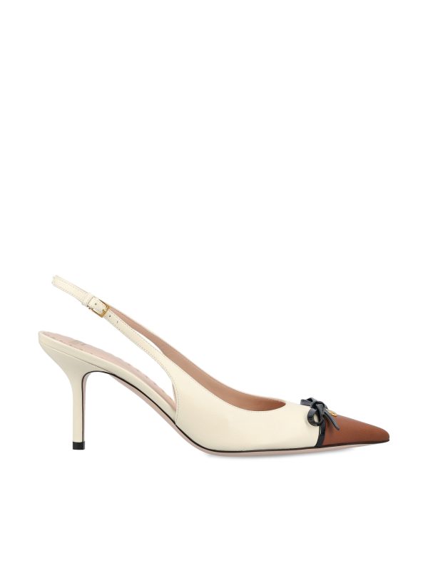 Slingback realizzate in pelle