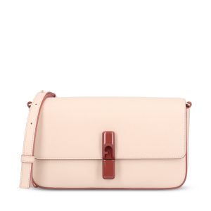 Borsa realizzata in pelle.