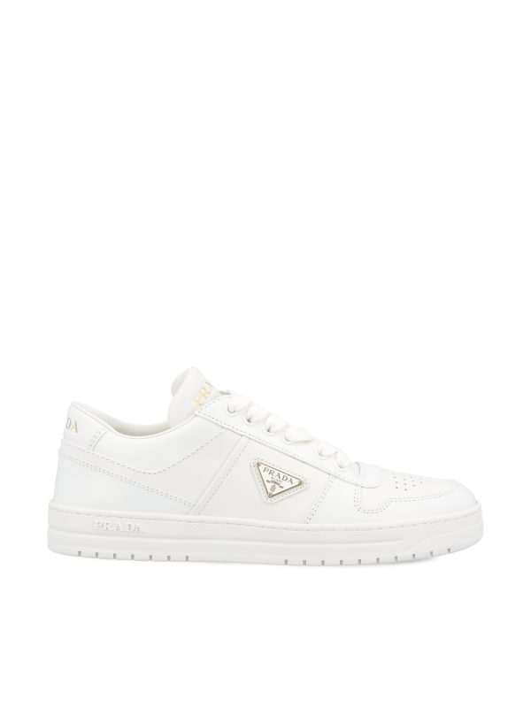 Sneakers in pelle.