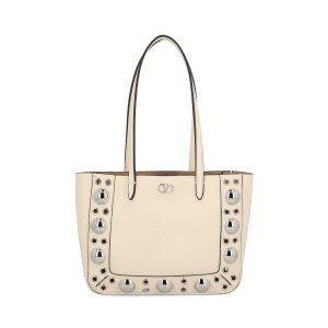 Borsa realizzata in pelle.