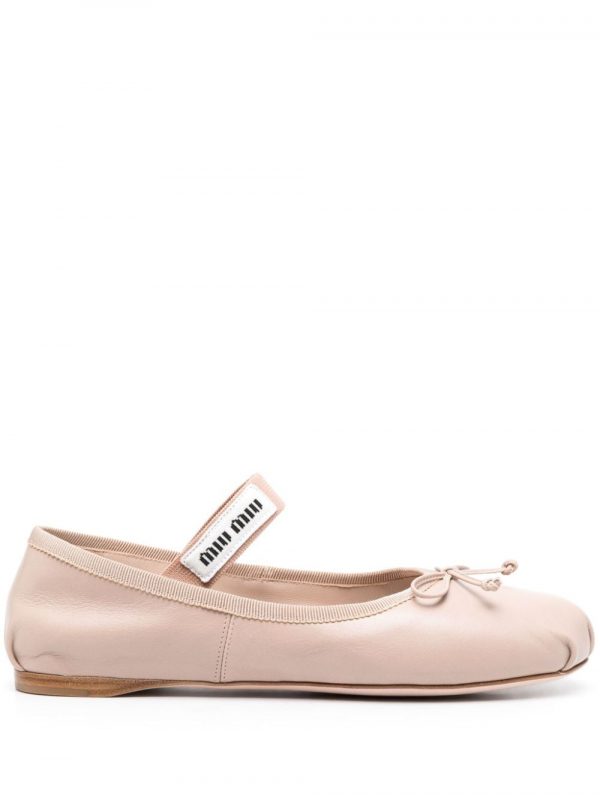 BALLERINA IN PELLE