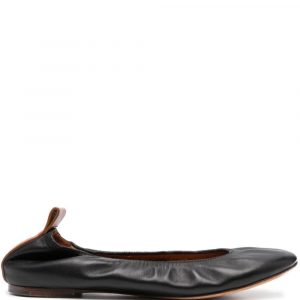 BALLERINA IN PELLE