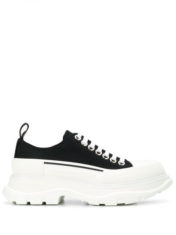 SNEAKER TREAD SLICK