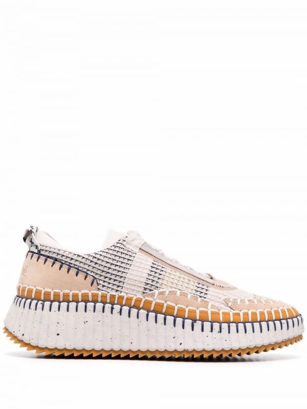 SNEAKER NAMA