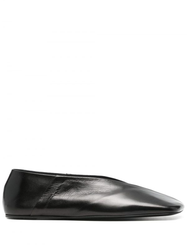 BALLERINA IN PELLE