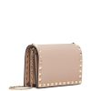 MINI BORSA ROCKSTUD IN PELLE — изображение 6