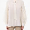 Virgin wool shirt with frontal bow — изображение 3