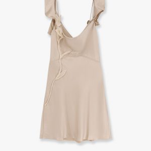 Satin mini dress with floral etails