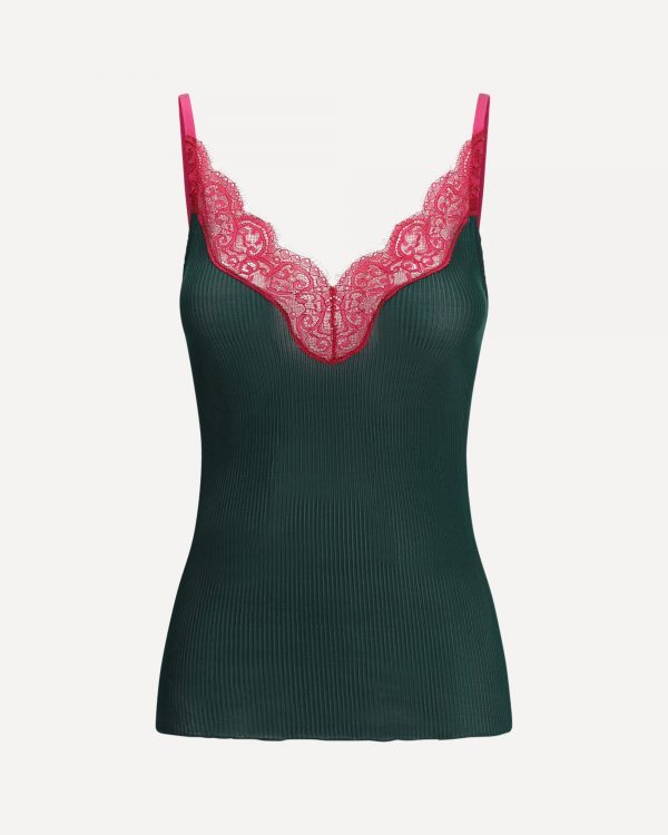 Top con pizzo