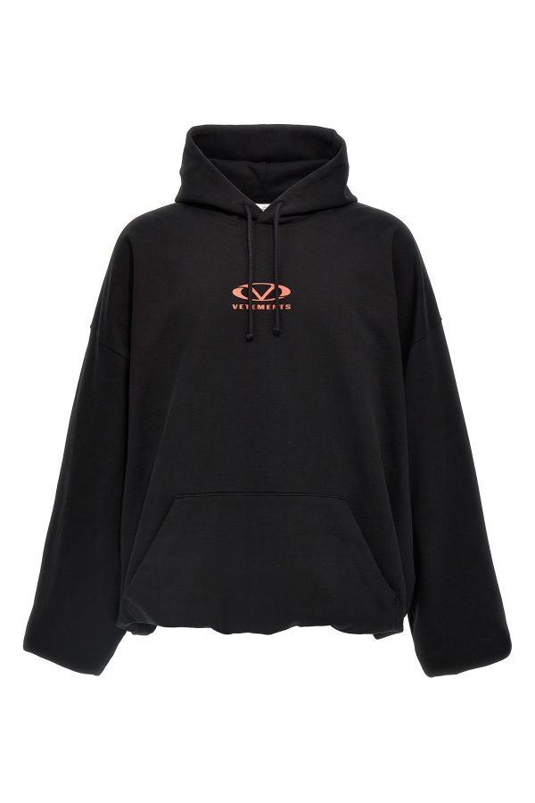 VETEMENTS