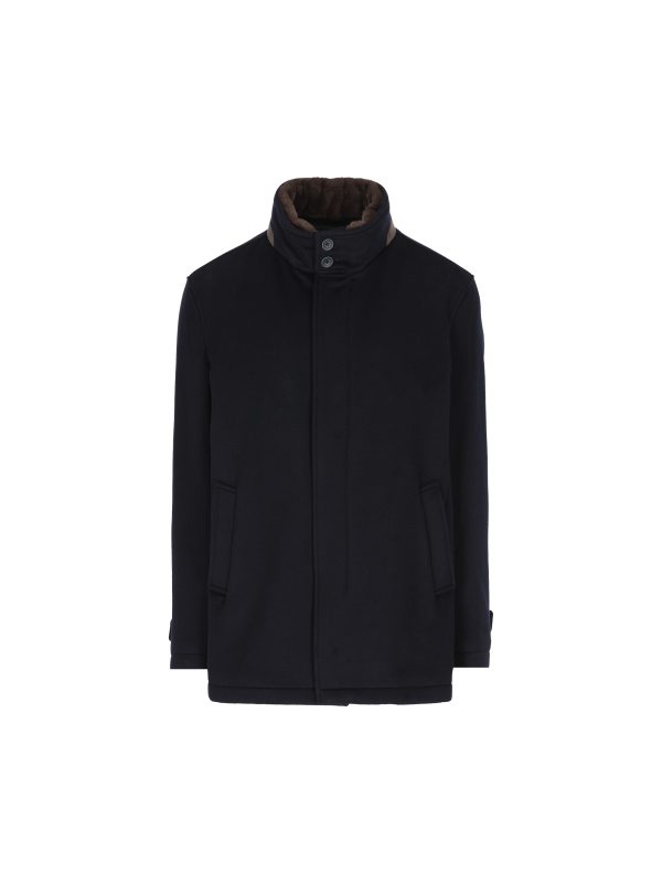 Giacca realizzata in cashmere.