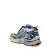 Sneakers realizzate in poliuretano e poliestere. — изображение 3