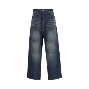 Pantaloni realizzati in cotone.
