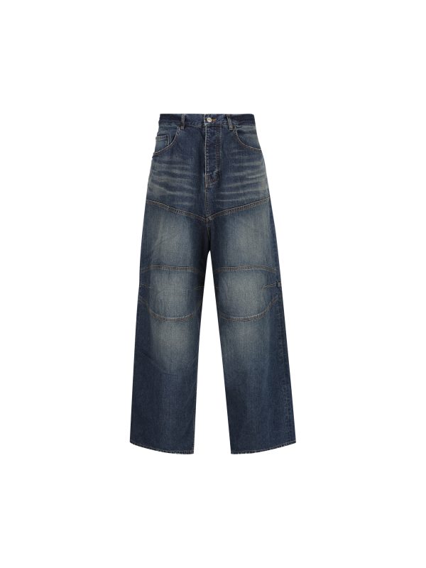 Pantaloni realizzati in cotone.