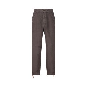 Pantalone realizzato in lino.
